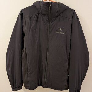 Men's Arc'teryx Atom Hoody in Black